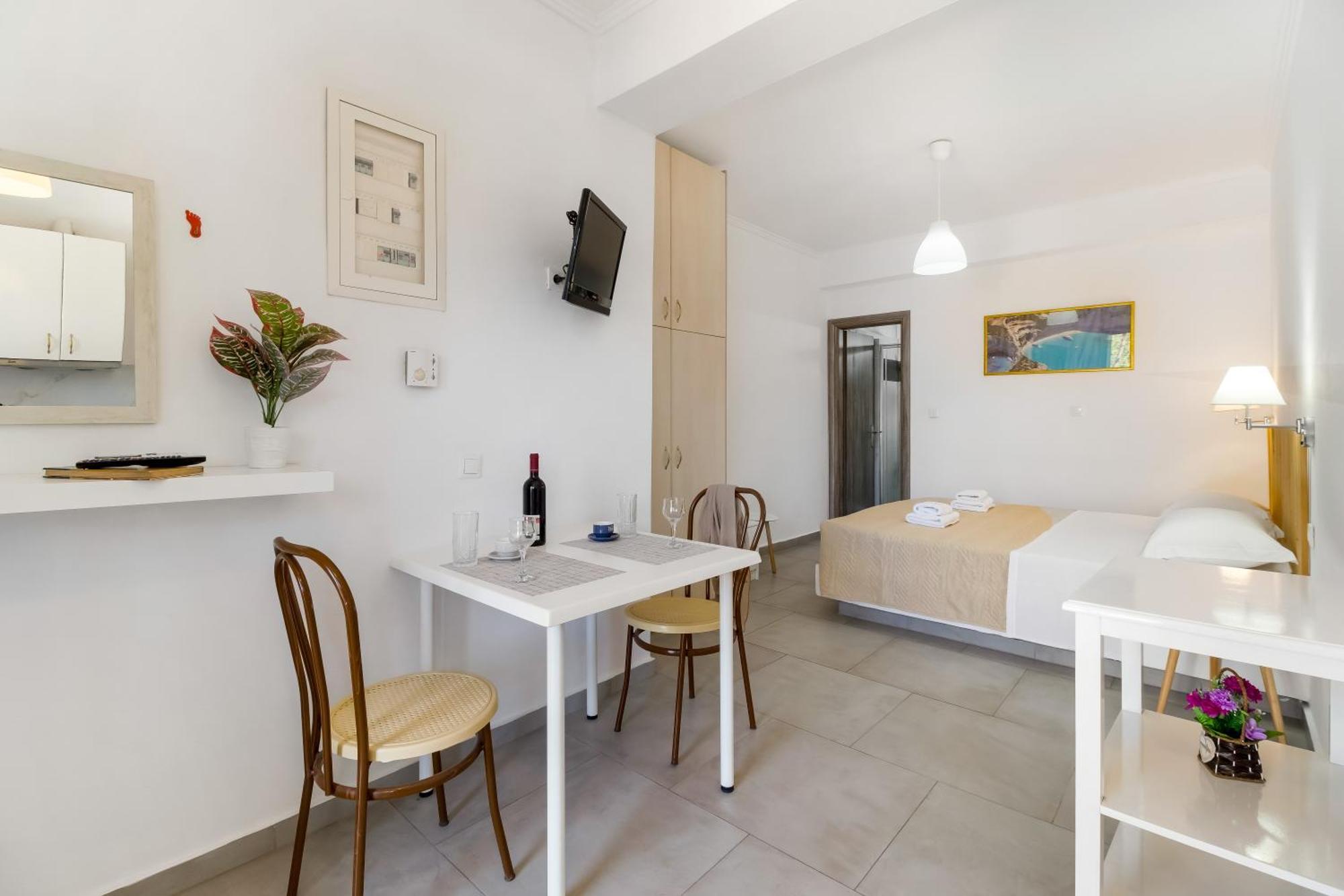 Dionysia Rooms Lefkada City Exterior photo