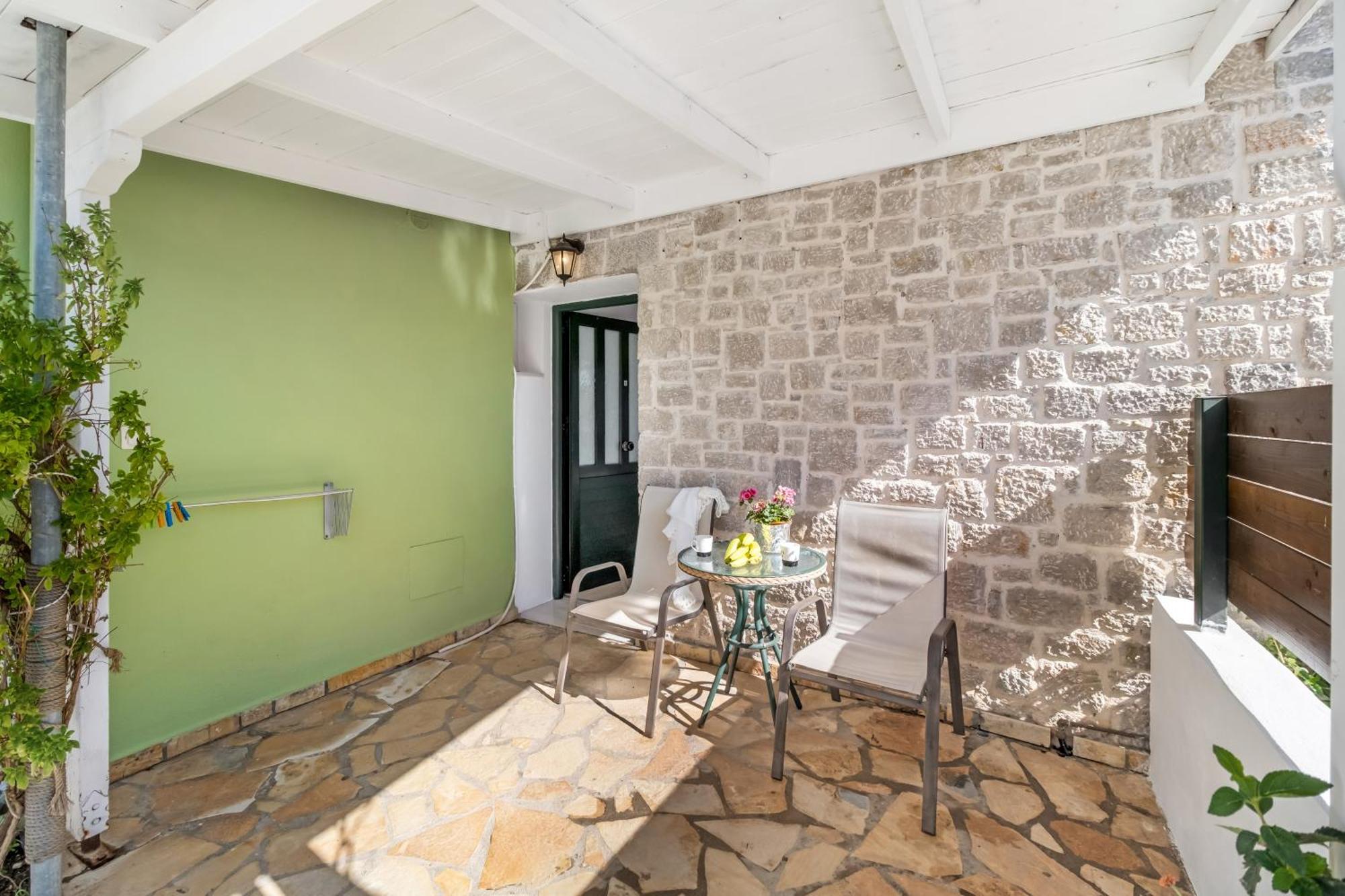 Dionysia Rooms Lefkada City Exterior photo