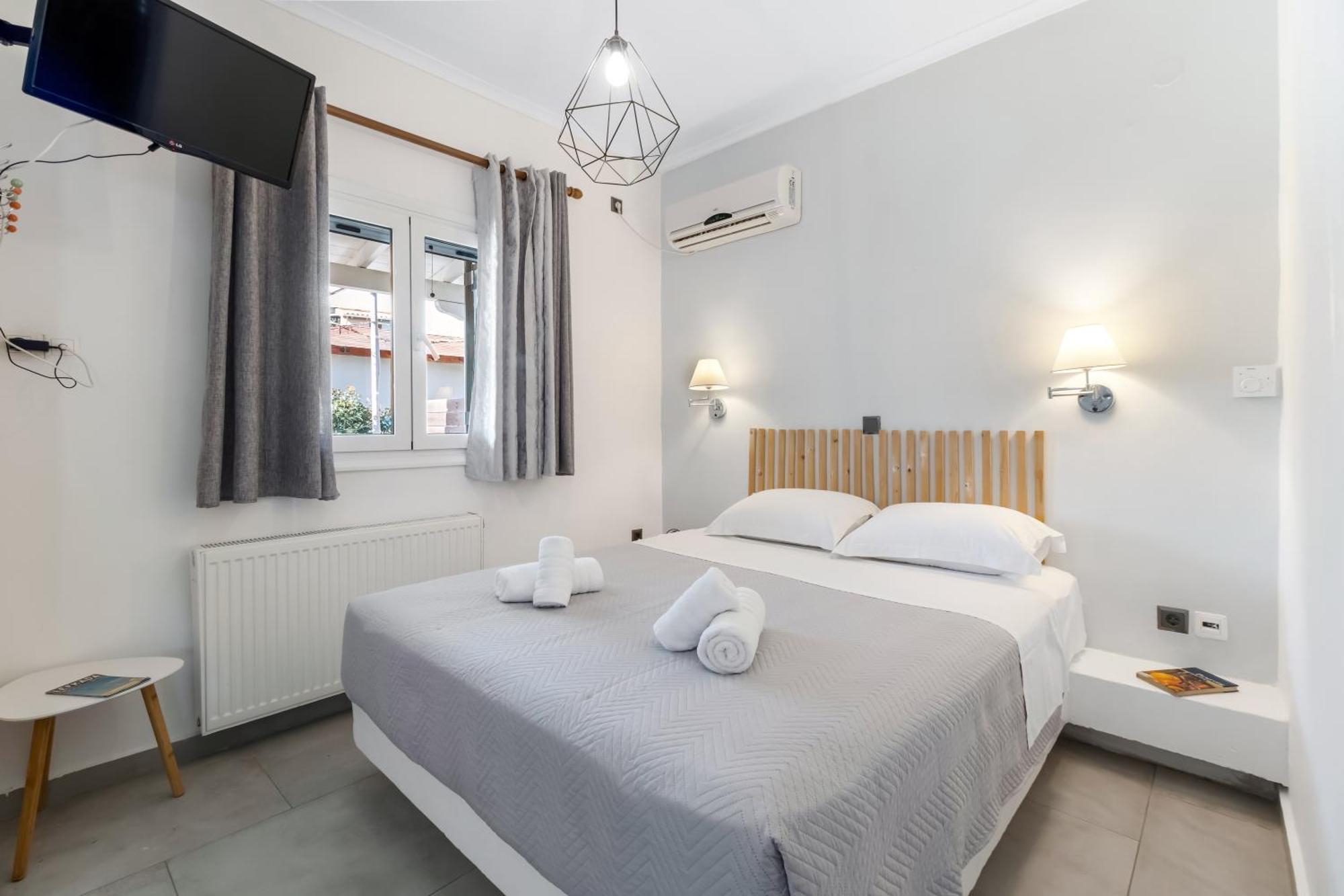 Dionysia Rooms Lefkada City Exterior photo