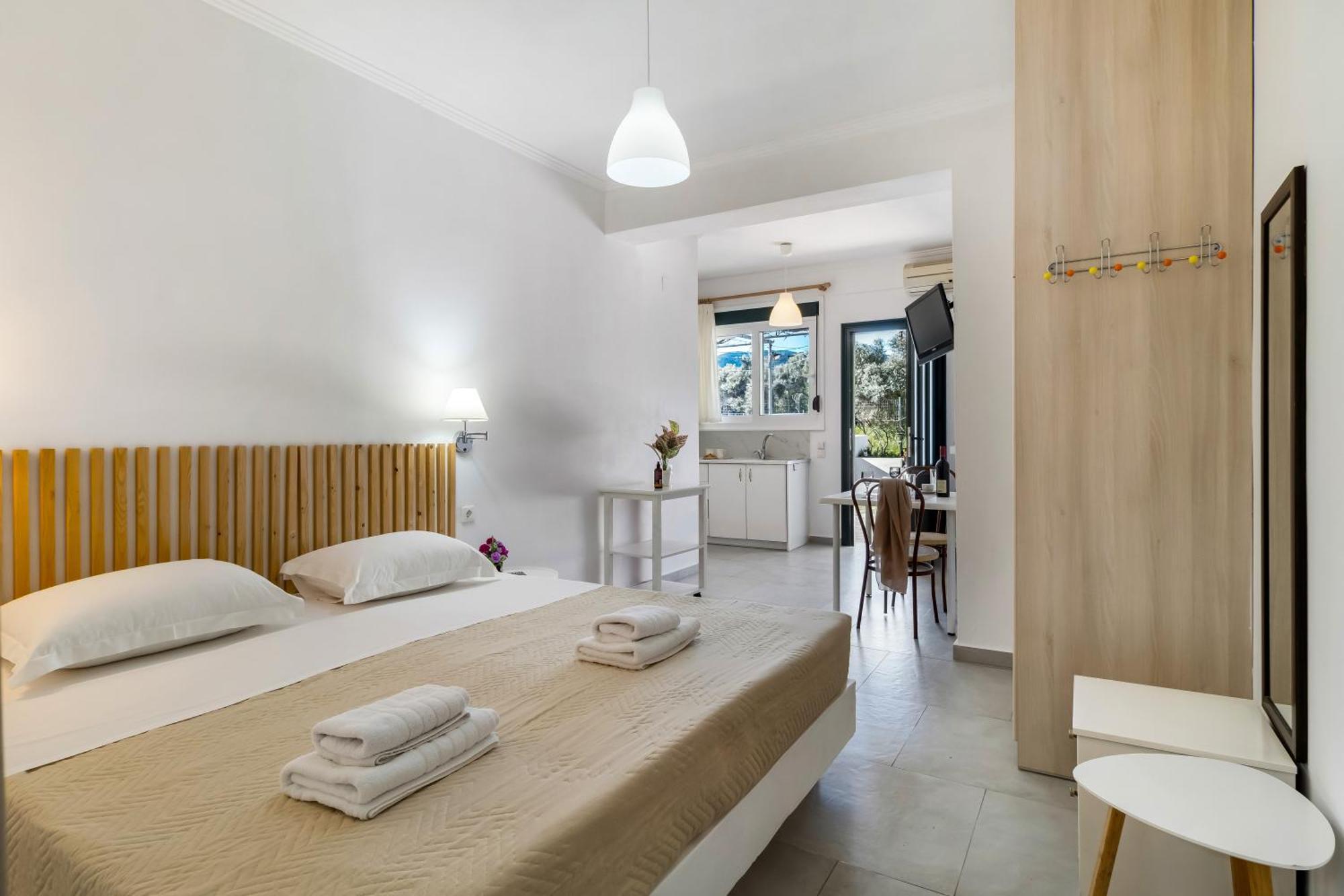 Dionysia Rooms Lefkada City Exterior photo
